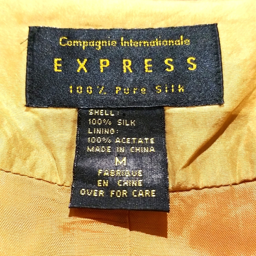 Woman's Express Blazer - Picture 4 of 8